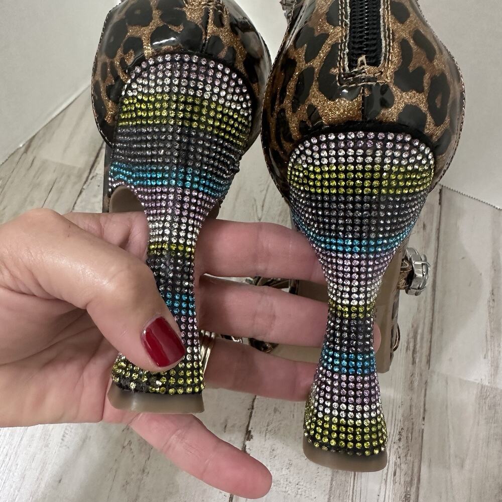 Betsey Johnson Lillie Heels 6.5M Leopard Rhinestone Block Heel Statement Sandals - Picture 5 of 11